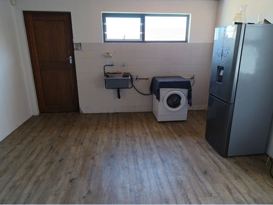 4 Bedroom Property for Sale in De Kelders Western Cape